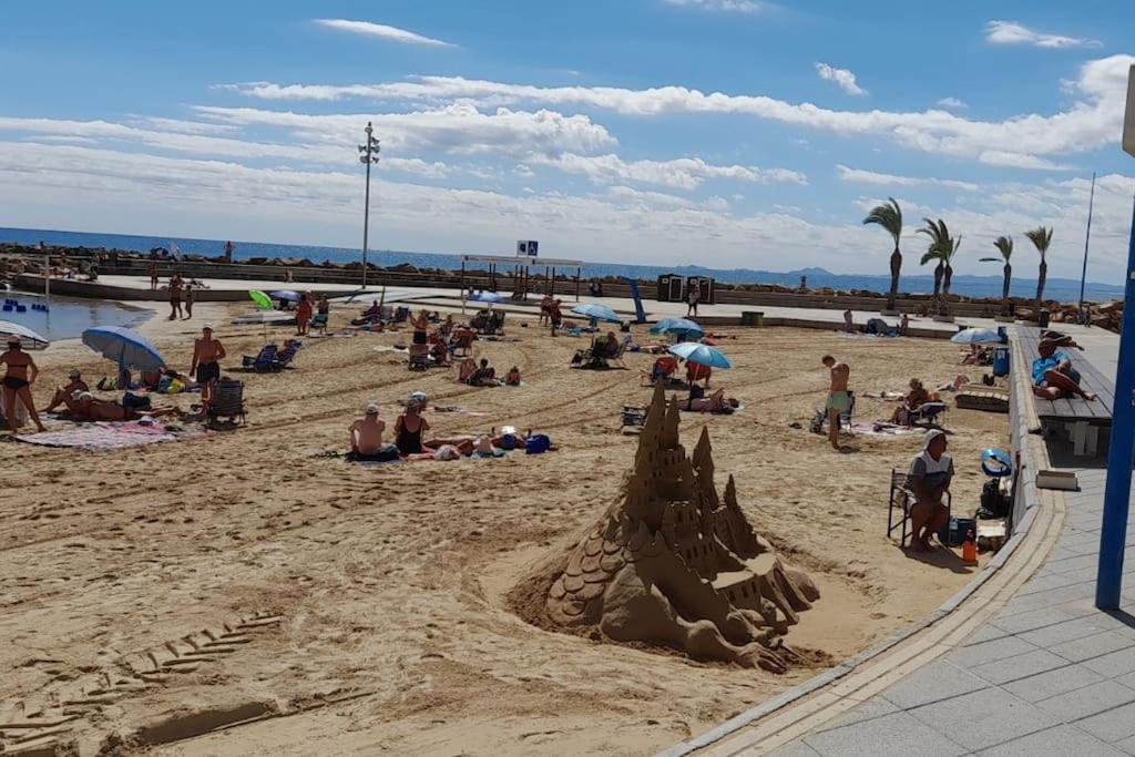 Apartment Los Locos Beach With Balcony And Wi-Fi Torrevieja Bagian luar foto