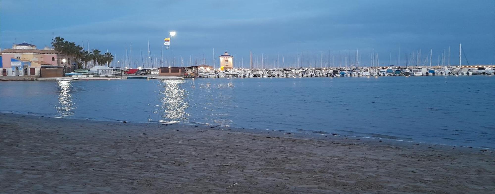Apartment Los Locos Beach With Balcony And Wi-Fi Torrevieja Bagian luar foto
